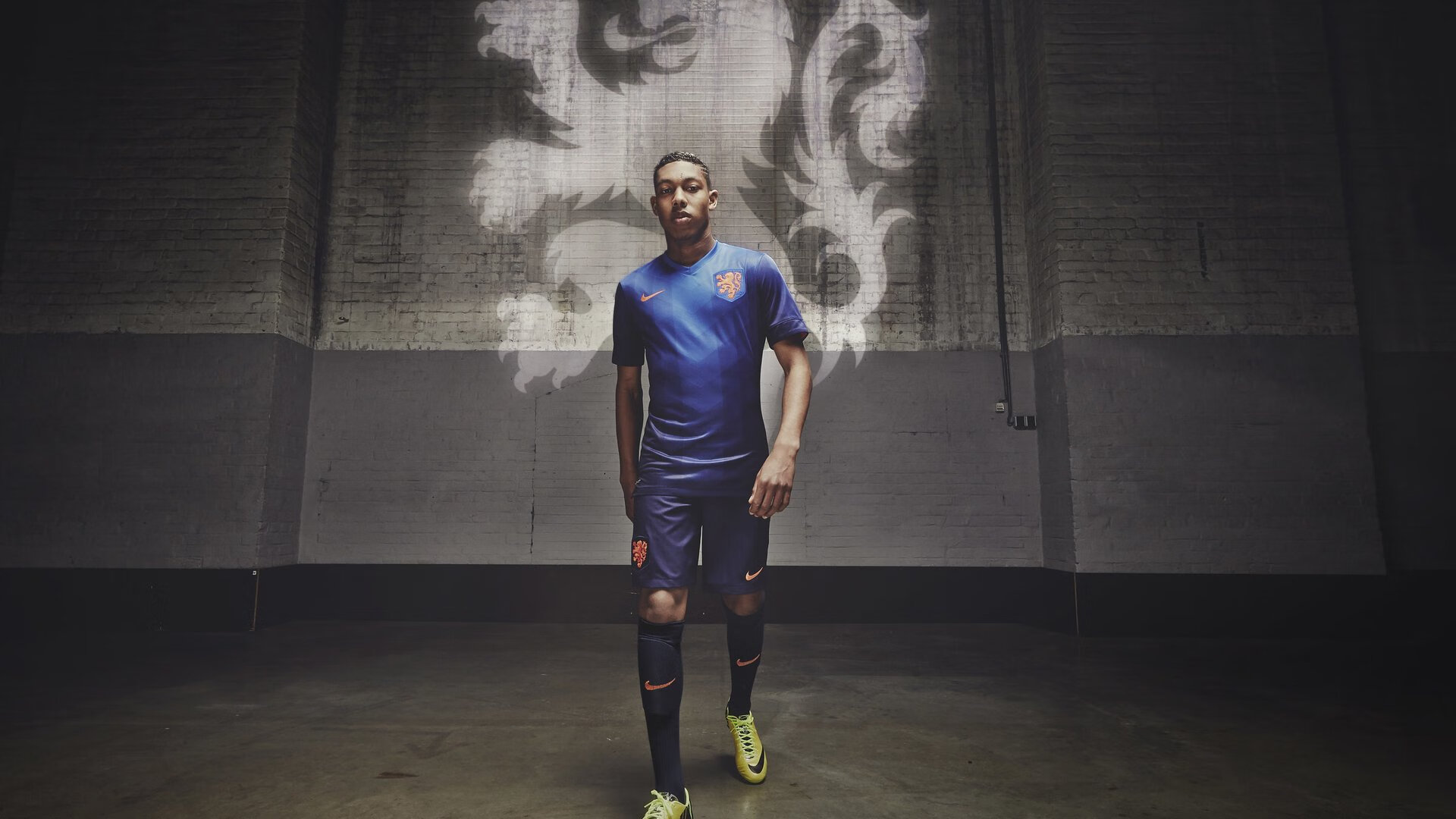 赛季最佳：欧冠最精彩十大场面回顾，欧冠最经典的比赛